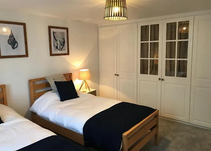 Hill Cottage